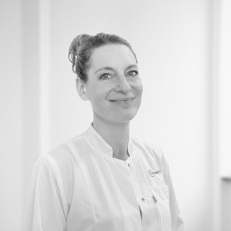 Picture Dr. Anna Brand_bw Picture Dr. Anna Brand_bw